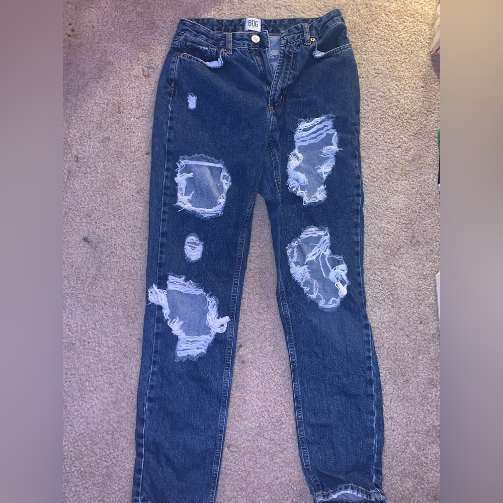 COPY - Ripped mom jeans